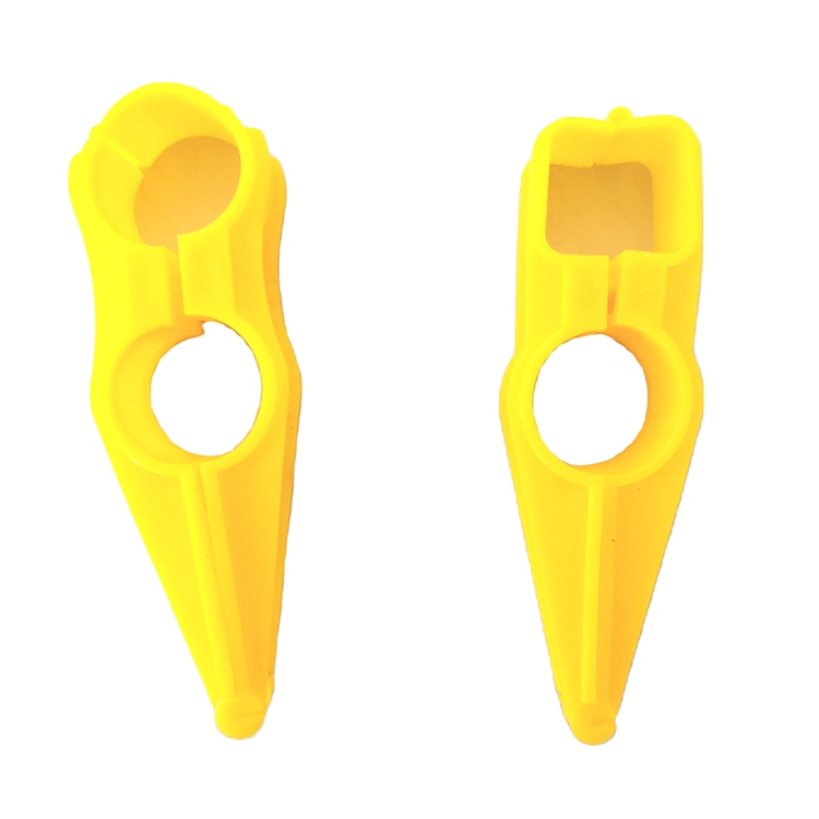 Poultry Water Line Pipe Clamp